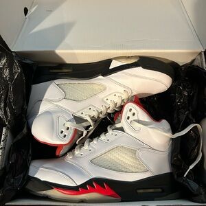 Air Jordan 5 Fire Red Size 12